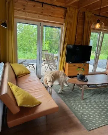 Dom wakacyjny Aan Bosrand In Eifel Nabij Cochem-zell Aan De Moezel - Dichtbij De Calmont Klettersteig Bremm - Blue House Wagenhausen