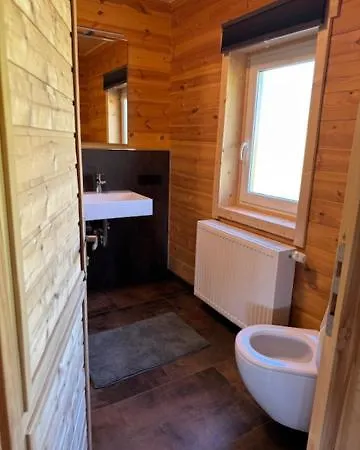 Aan Bosrand In Eifel Nabij Cochem-zell Aan De Moezel - Dichtbij De Calmont Klettersteig Bremm - Blue House Dom wakacyjny *