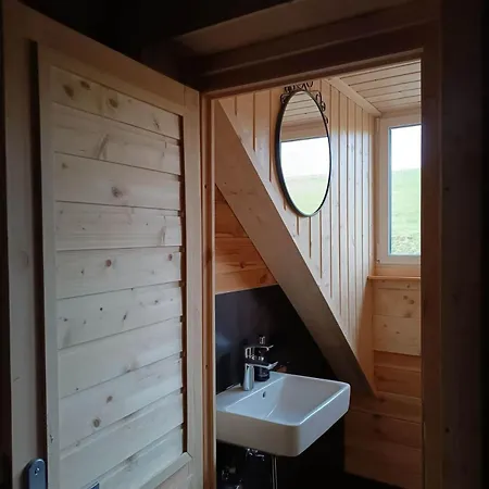 Aan Bosrand In Eifel Nabij Cochem-zell Aan De Moezel - Dichtbij De Calmont Klettersteig Bremm - Blue House