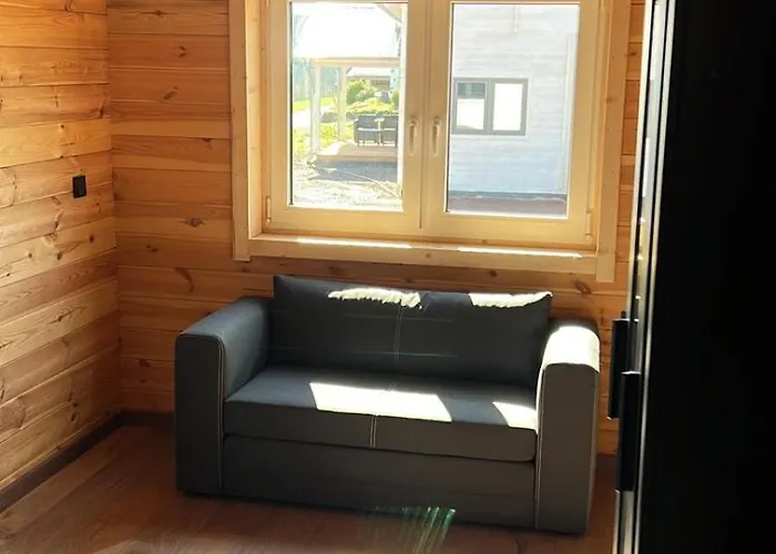 Aan Bosrand In Eifel Nabij Cochem-zell Aan De Moezel - Dichtbij De Calmont Klettersteig Bremm - Blue House Holiday home Wagenhausen